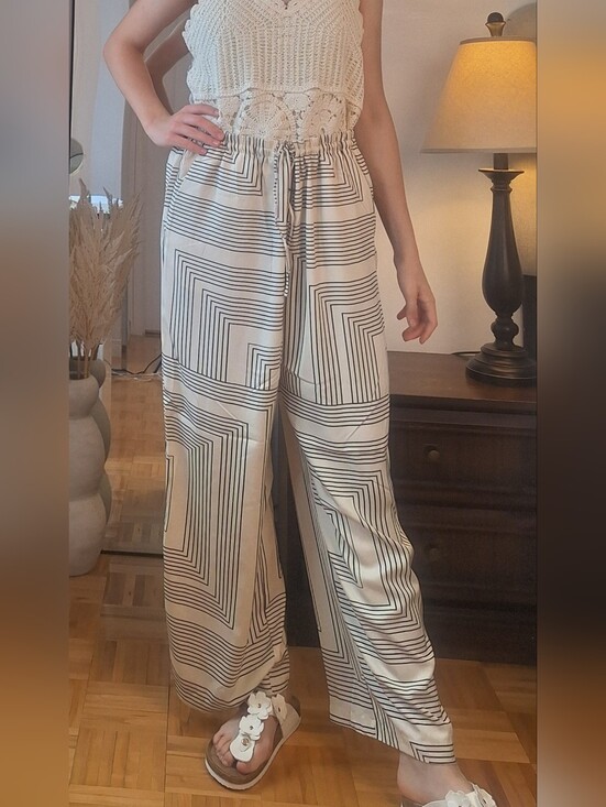 H&M Pants - H&M Cream Wide-Leg Pants with Black Geometric Paterns